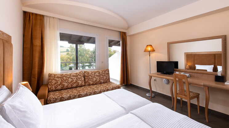 Double Room Pool View